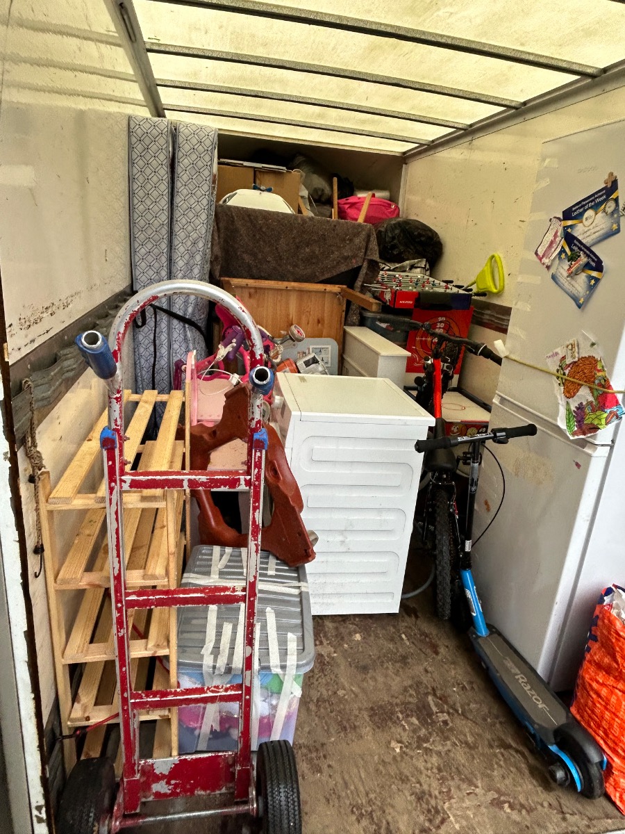 Removals and Storage: Image 31